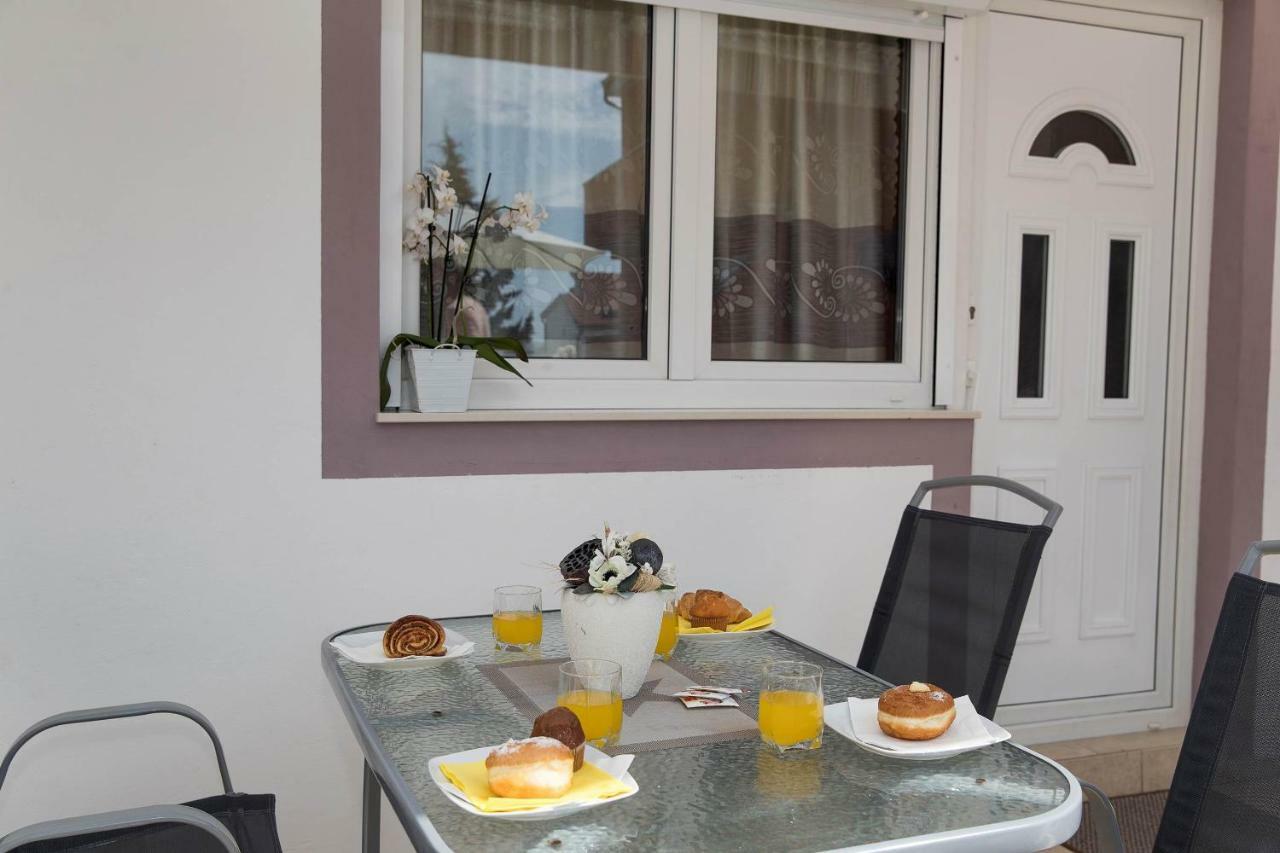 Apartmani Jordanka Crikvenica Esterno foto